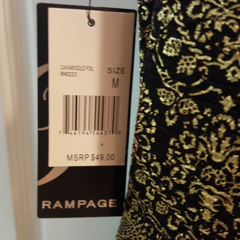 Dress - Picture 5 of 6
